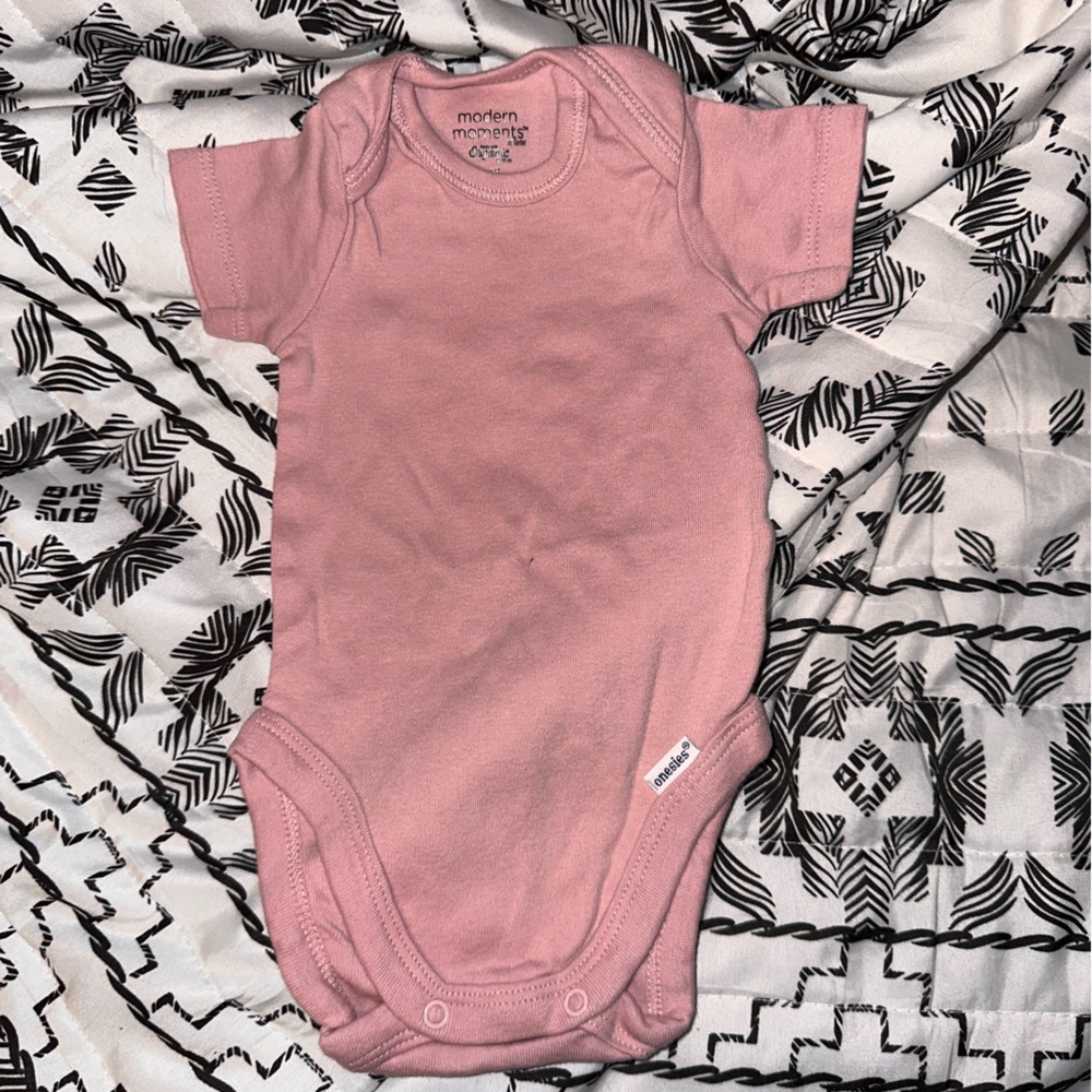 No tags but hasn’t been worn ever.